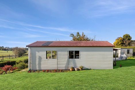 Photo of property in 2220 Kakaramea Road, Ngahinapouri, Hamilton, 3290
