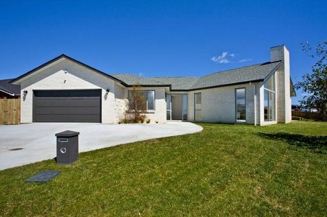 Photo of property in 217 Millwater Parkway, Silverdale, 0932