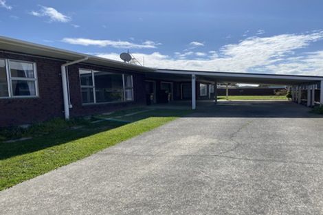 Photo of property in 1/82 John F Kennedy Drive, Milson, Palmerston North, 4414