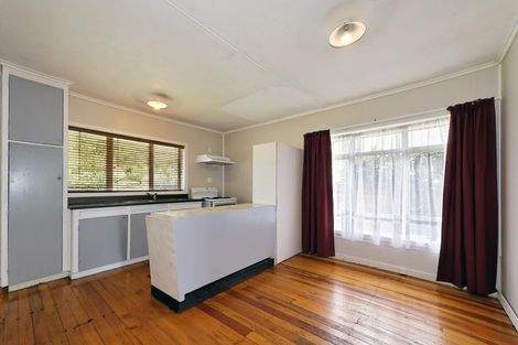 Photo of property in 29 Stottholm Road, Titirangi, Auckland, 0604