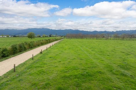 Photo of property in 131 School Road, Te Horo, Otaki, 5582