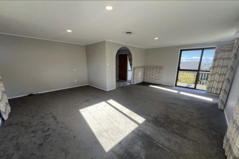 Photo of property in 18 Deodar Place, Totara Heights, Auckland, 2105