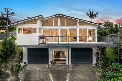 Photo of property in 11 Dalton Road, Snells Beach, 0920