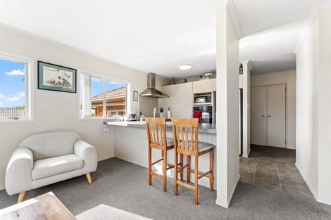 Photo of property in 32 Driftwood Drive, Red Beach, 0932
