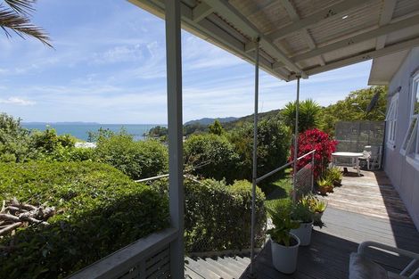 Photo of property in 10 Kupe Road, Coopers Beach, 0420