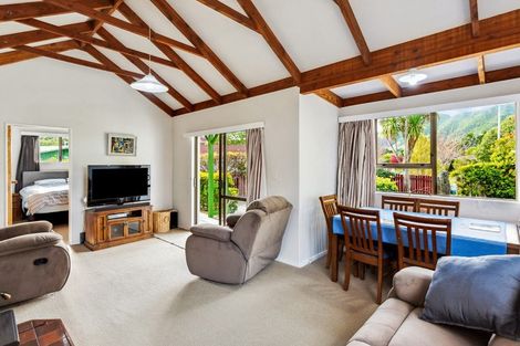 Photo of property in 4 David Street, Waikanae, 5036