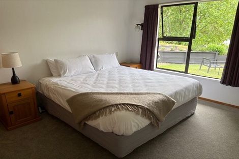 Photo of property in 16 Argyle Place, Arrowtown, 9302