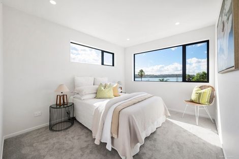 Photo of property in 50 Observation Green, Hobsonville, Auckland, 0616