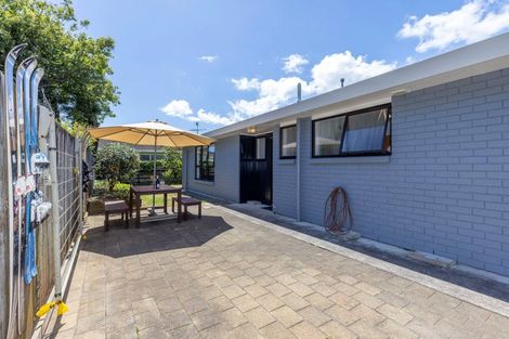 Photo of property in 2 Kanawa Street, Waikanae, 5036