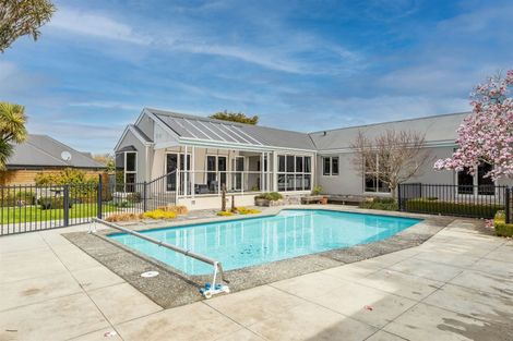 Photo of property in 234 Withells Road, Avonhead, Christchurch, 8042