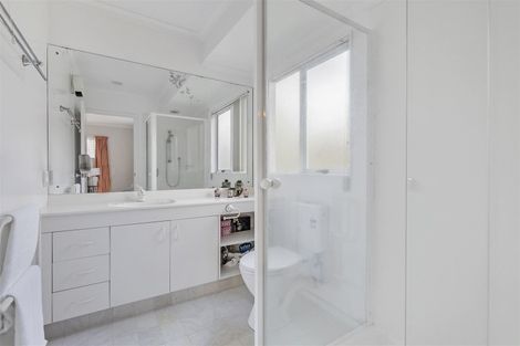 Photo of property in 47 Palmcrest Grove, Highland Park, Auckland, 2010