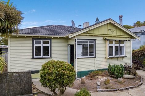 Photo of property in 19 Don Street, Oamaru North, Oamaru, 9400