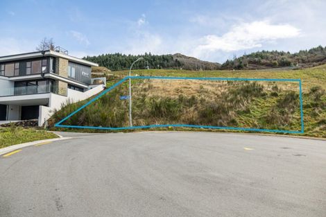 Photo of property in 2 Lynch Lane, Queenstown Hill, 9300