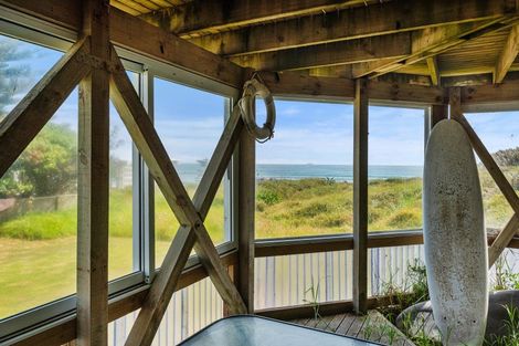 Photo of property in 285 Pukehina Parade, Pukehina, 3189