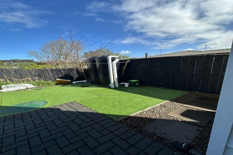 Photo of property in 8/2 Windermere Crescent, Blockhouse Bay, Auckland, 0600