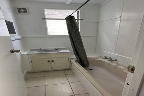 Photo of property in 68-70 Pirie Street, Mount Victoria, Wellington, 6011