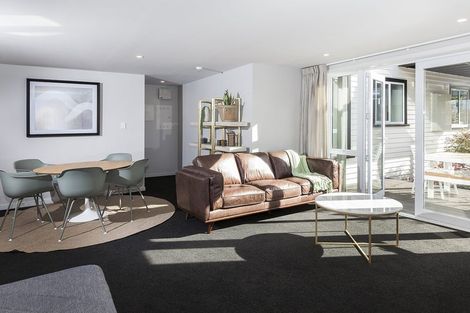 Photo of property in 138 Papanui Road, Merivale, Christchurch, 8014