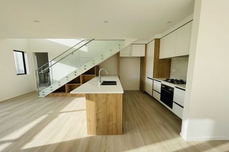 Photo of property in 48d Sunrise Avenue, Mairangi Bay, Auckland, 0630