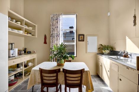 Photo of property in 49 Egmont Street, Hawera, 4610