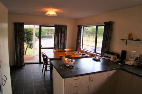 Photo of property in 49 Kath Henry Lane, Drury, 2113