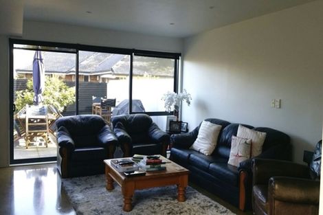 Photo of property in 2/235 Lincoln Road, Addington, Christchurch, 8024
