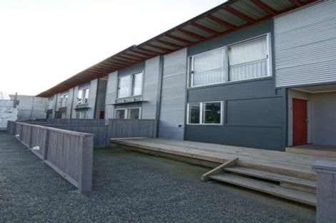 Photo of property in 8/3 Kelvin Grove, Te Aro, Wellington, 6011