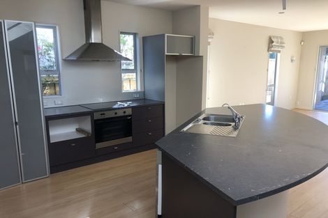 Photo of property in 27a Pitau Road, Mount Maunganui, 3116