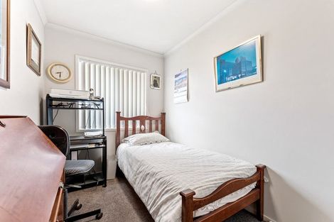 Photo of property in 32 Driftwood Drive, Red Beach, 0932