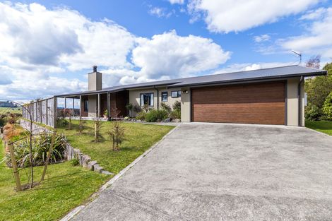 Photo of property in 108 Acacia Heights Drive, Acacia Bay, Taupo, 3385