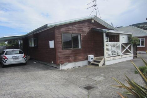 Photo of property in 36a Beauchamp Street, Tawa, Wellington, 5028