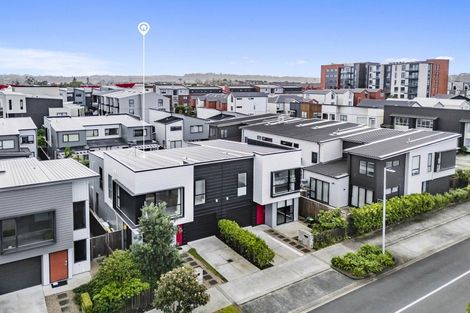 Photo of property in 13 Ian Morrison Road, Hobsonville, Auckland, 0616