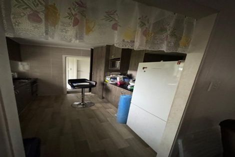 Photo of property in 12 Metcalfe Road, Ranui, Auckland, 0612