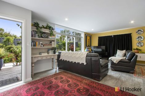 Photo of property in 35 Waione Avenue, Athenree, Waihi Beach, 3177