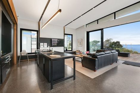 Photo of property in 22 East Point, Manly, Whangaparaoa, 0930