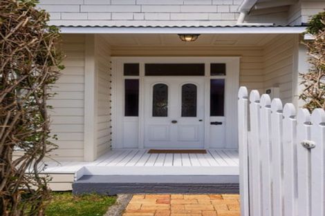 Photo of property in 38 Edenvale Crescent, Mount Eden, Auckland, 1024