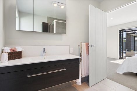 Photo of property in 60 Seventh View Avenue, Beachlands, Auckland, 2018