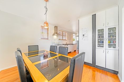 Photo of property in 11 Terminus Street, Silverstream, Upper Hutt, 5019