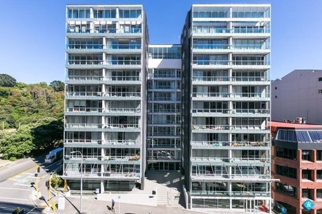 Photo of property in Montreaux Apartments, 9g/164 The Terrace, Wellington Central, Wellington, 6011