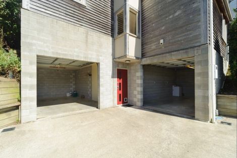 Photo of property in 23 Doris Gordon Crescent, Crofton Downs, Wellington, 6035