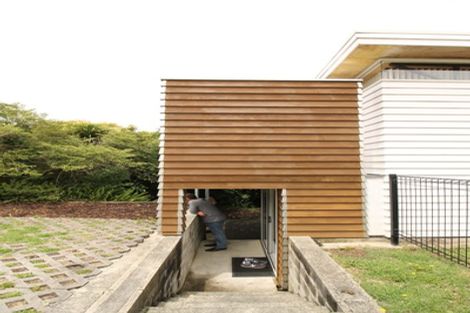 Photo of property in 83a Sunset Road, Totara Vale, Auckland, 0632