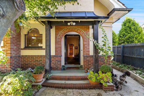 Photo of property in 11 Valpy Street, Saint Clair, Dunedin, 9012