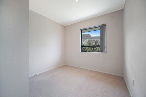 Photo of property in 2/6 Solana Court, Botany Downs, Auckland, 2010