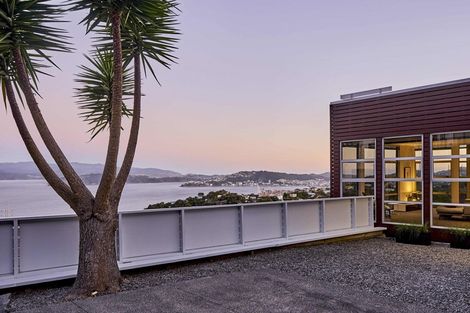 Photo of property in 11 Captain Edward Daniell Drive, Ngaio, Wellington, 6035