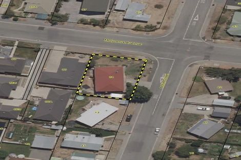 Photo of property in 84 Molyneux Avenue, Cromwell, 9310