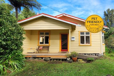 Photo of property in 66 Oxford Road, Okato, 4335