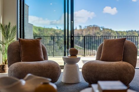 Photo of property in 32 Oakum Road, Whitby, Porirua, 5024