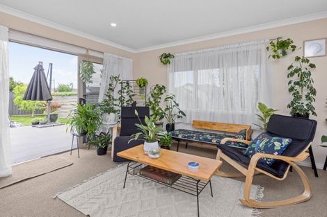 Photo of property in 10 Karoola Place, Havelock North, 4130