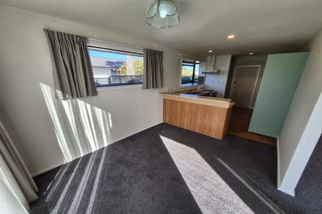 Photo of property in 64 Oriana Crescent, Hornby, Christchurch, 8042