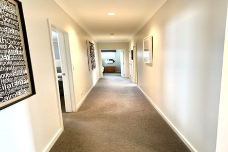 Photo of property in 14 Haast Place, Poraiti, Napier, 4112