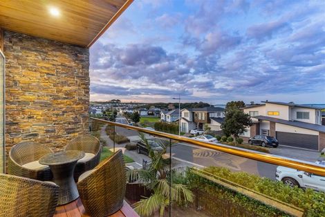 Photo of property in 30 Bounty Road, Long Bay, Auckland, 0630